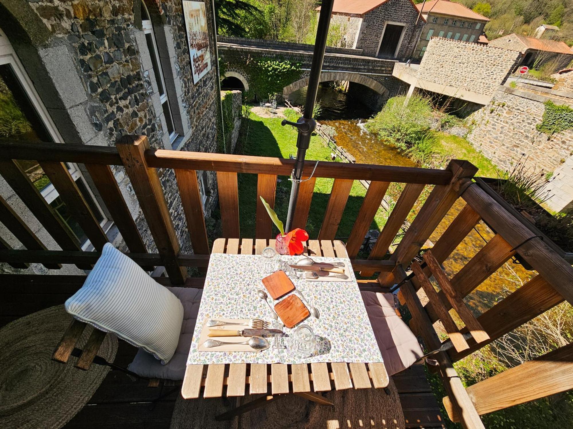 Auberge De Chanteuges Luaran gambar